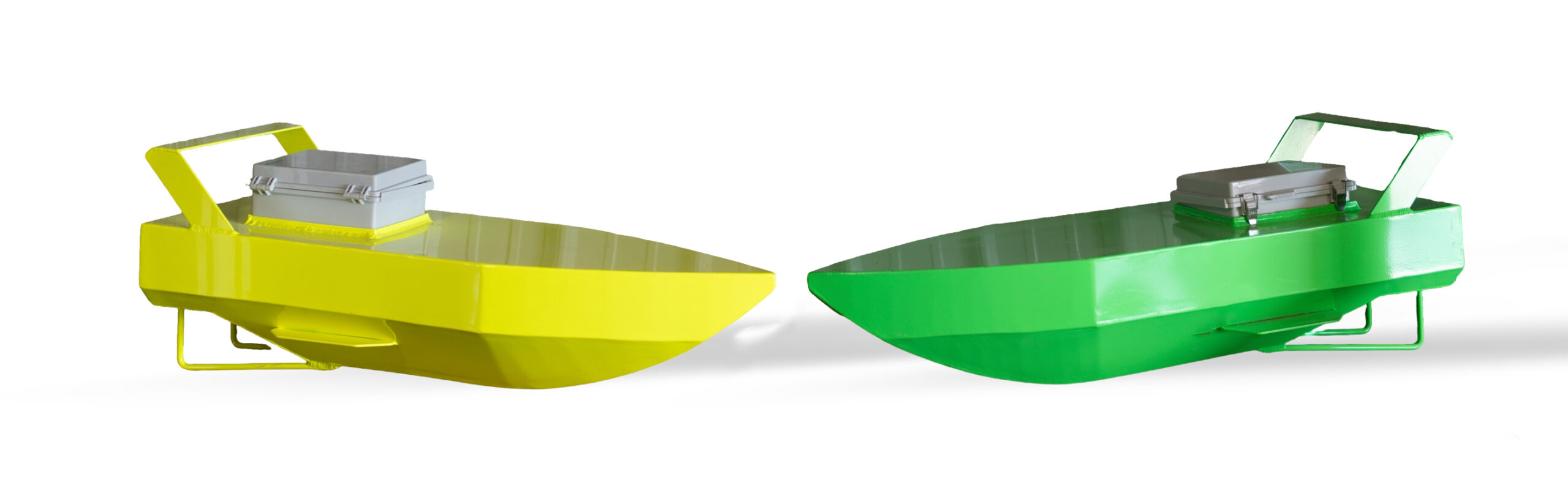 BOATS WHITE BACKGROUND (1)